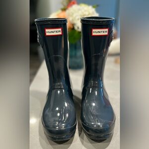 Hunter Original Short Grey Rain Boots - Women’s 10